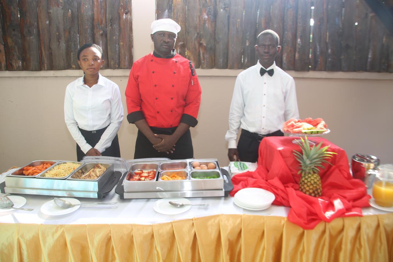 Kays Lodge Dar es Salaam Bagian luar foto