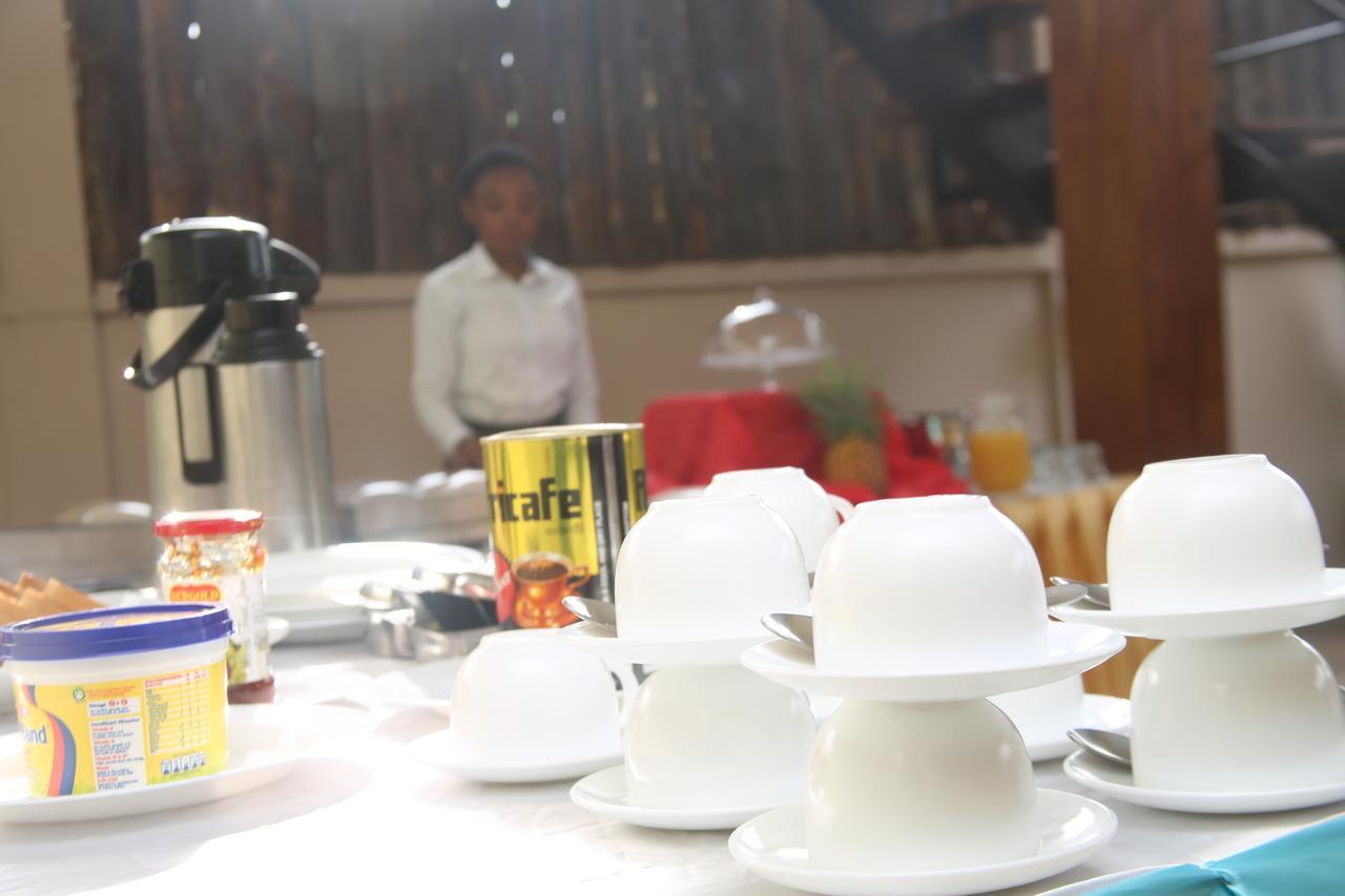Kays Lodge Dar es Salaam Bagian luar foto