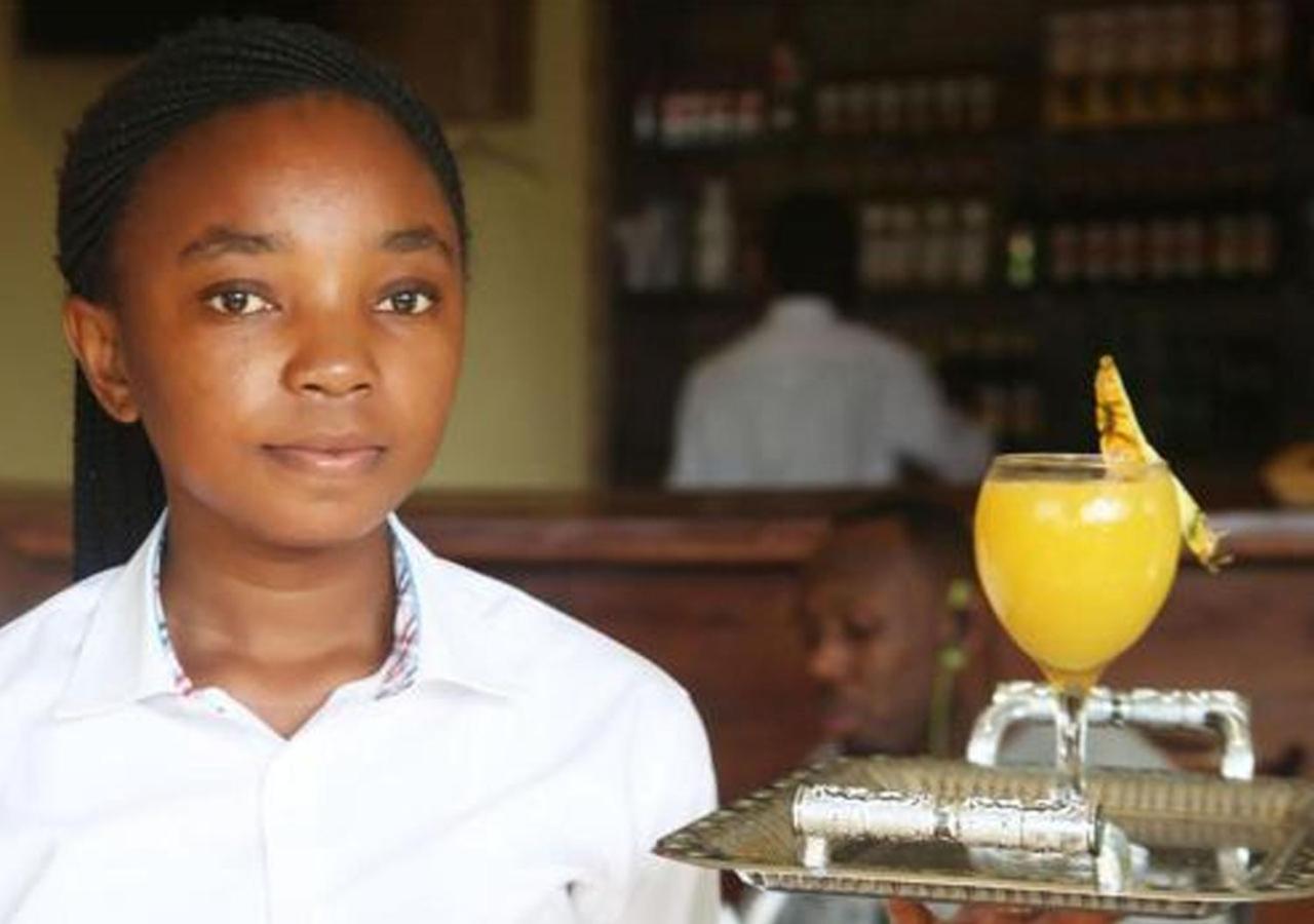 Kays Lodge Dar es Salaam Bagian luar foto