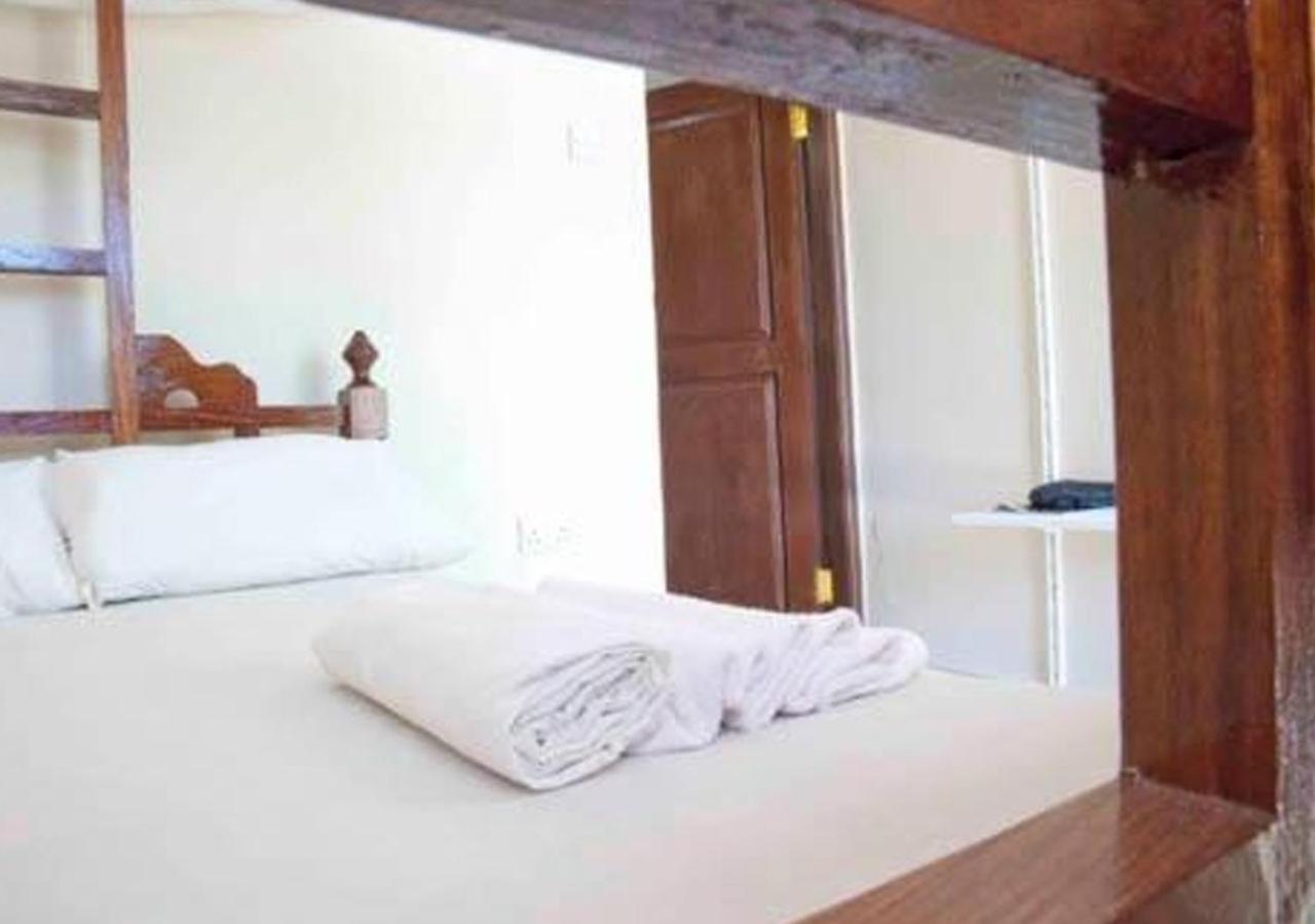 Kays Lodge Dar es Salaam Bagian luar foto